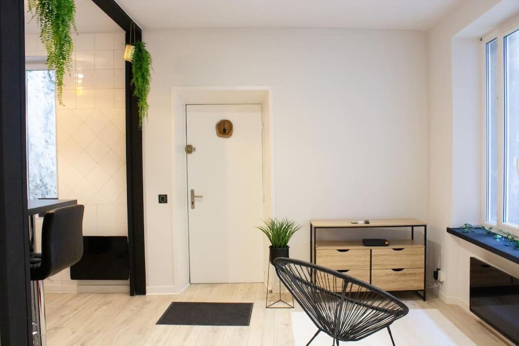 Escapade Suite Албервил Екстериор снимка